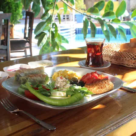 ホテル Oya Butik 3*